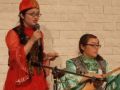 ジャンナ（カザフスタン）さんによる民族楽器ドンブラ演奏と歌